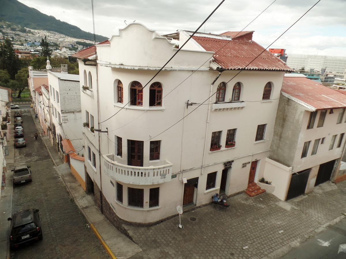 Hostel Revolution Quito Extérieur photo